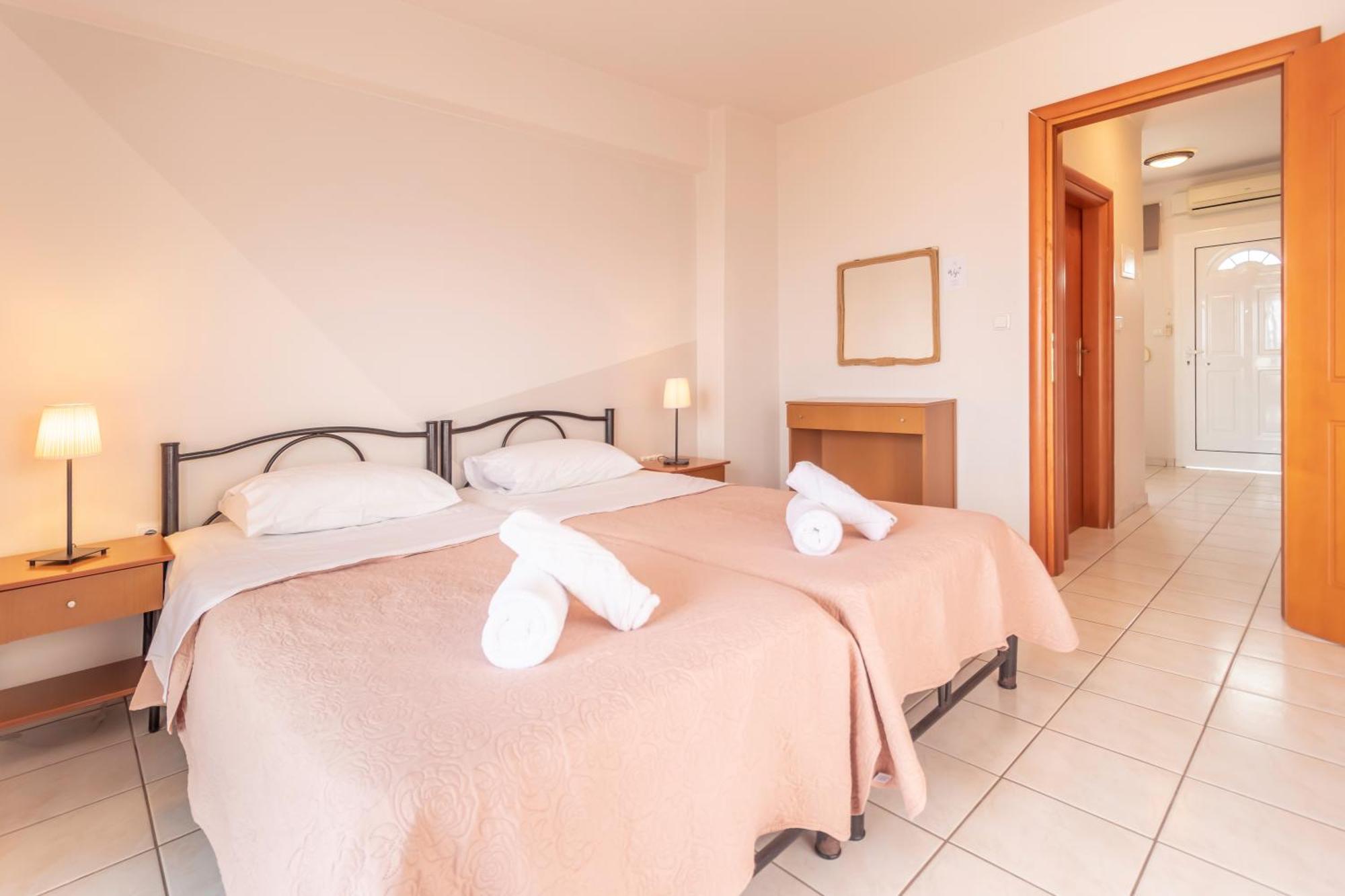 Properstay 107 - Villa Sea View Polychrono Bagian luar foto